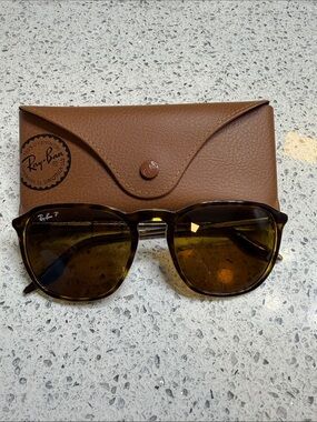 Womens Ray-Ban Polarized